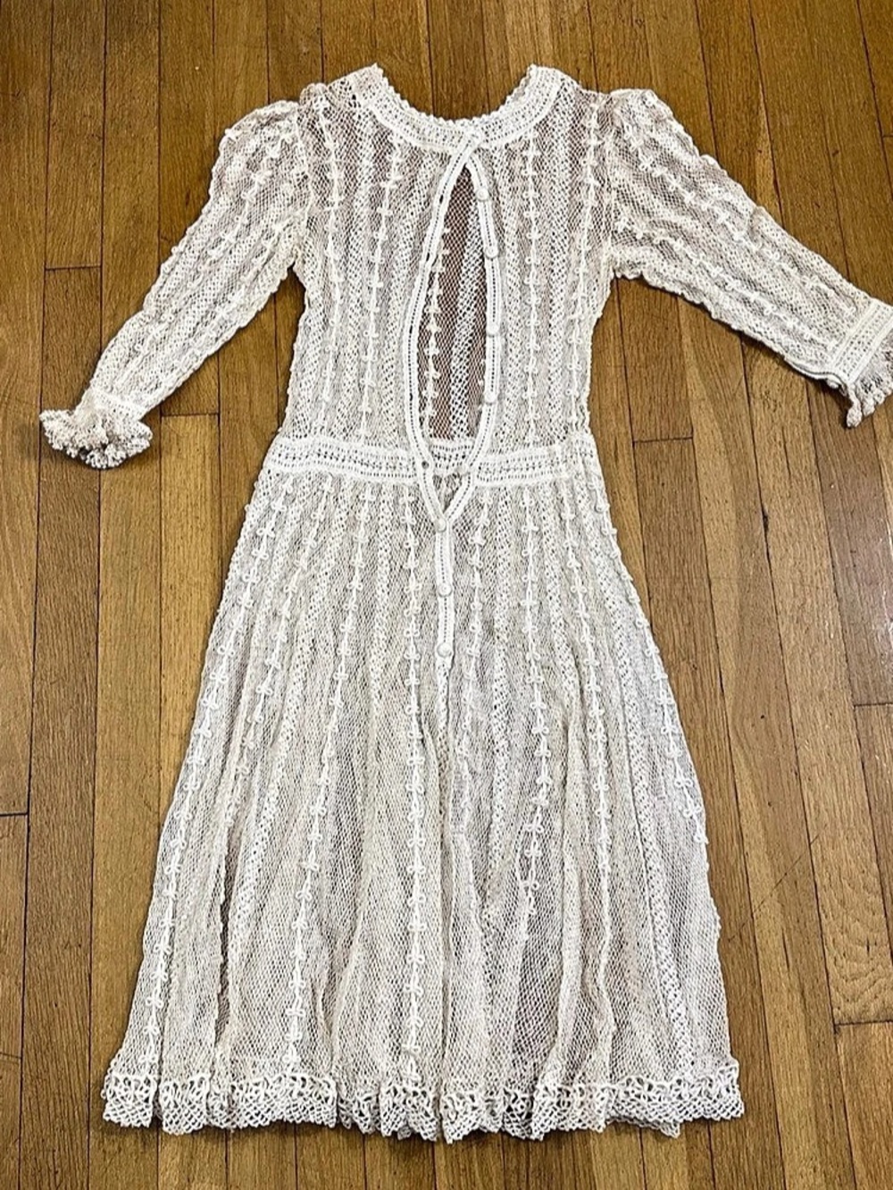 Lim’s Cream vintage 1980’s crocheted Dress Size small to medium